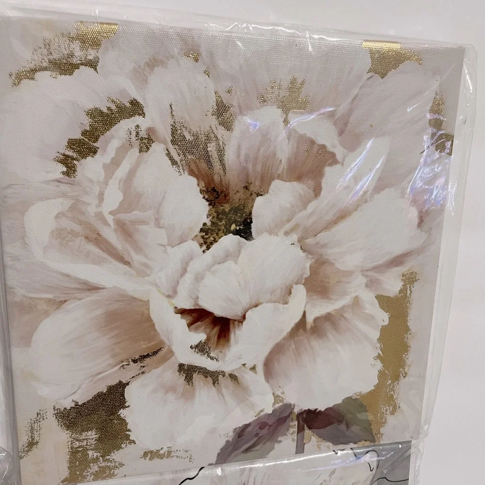 Metallic Floral wall decor - Picture 3 of 9